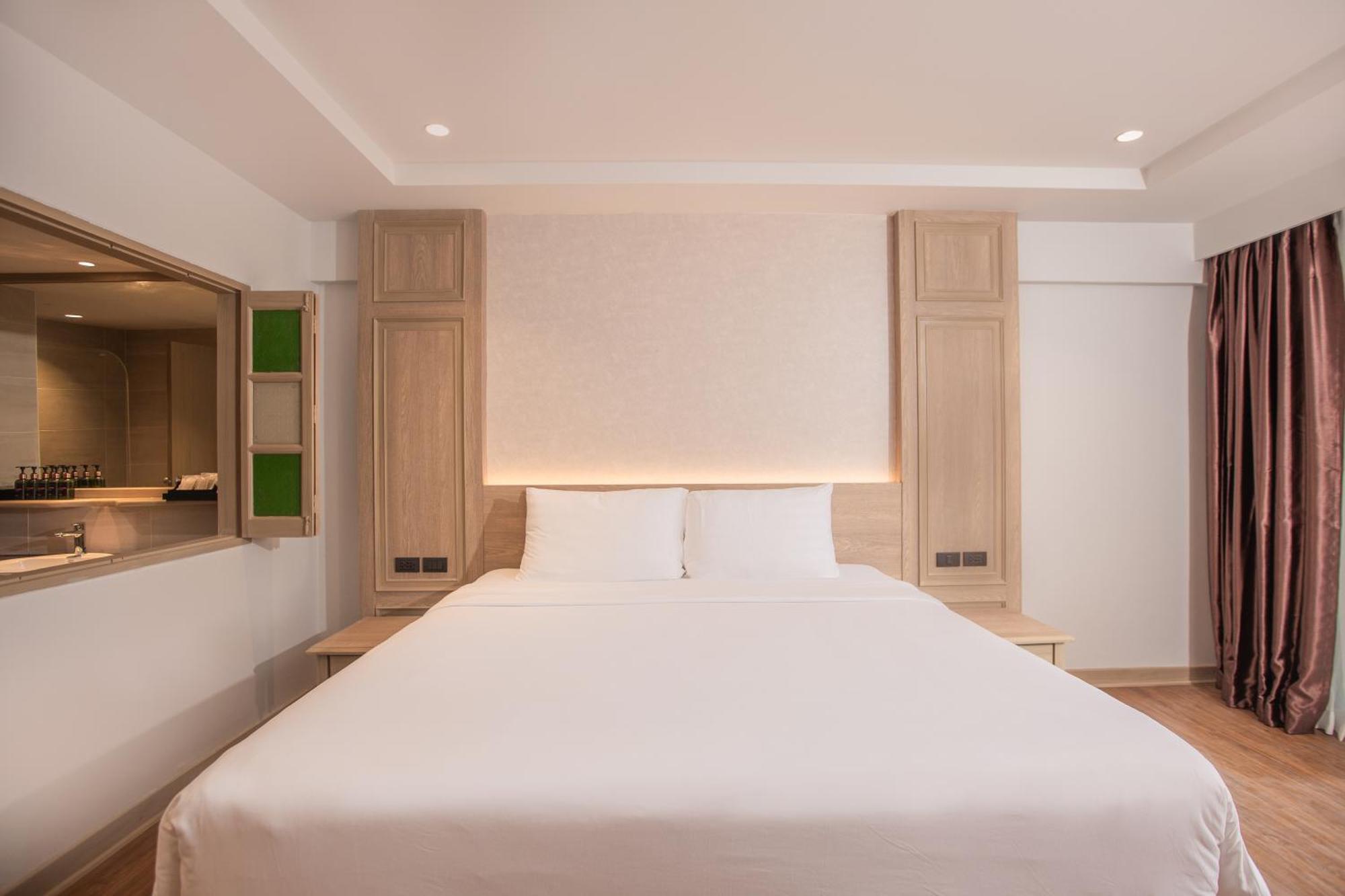 Phuket Orchid Resort And Spa Karon Exterior foto